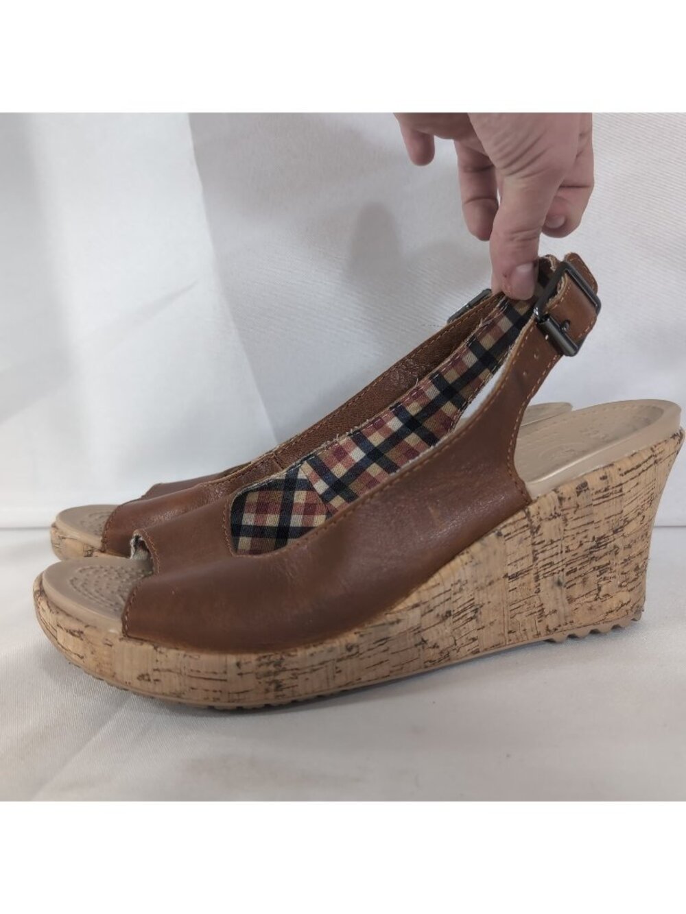 CROCS A-Leigh Women 9 Brown Leather Tan Beige Cork Wedge Sandals 11848 Slingback